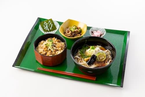揚げ茄⼦シラスのきしめん膳