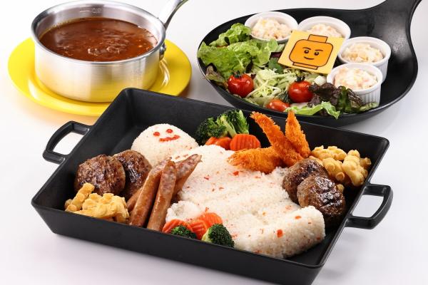 おおきなミニフィギュアのわくわくファミリーカレーセット