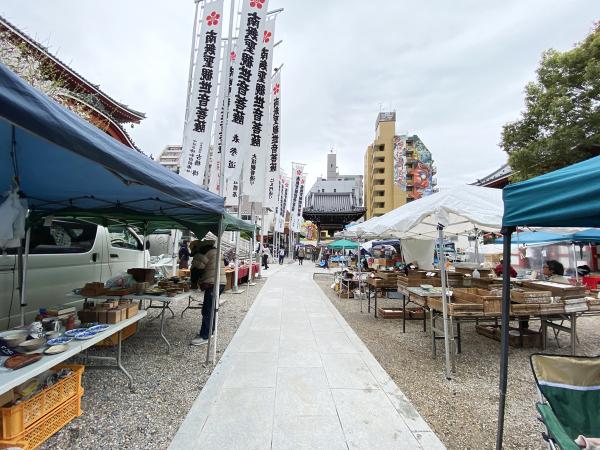 大須骨董市