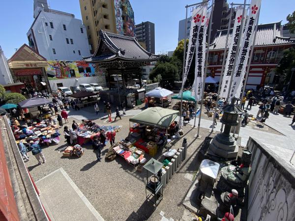 大須骨董市