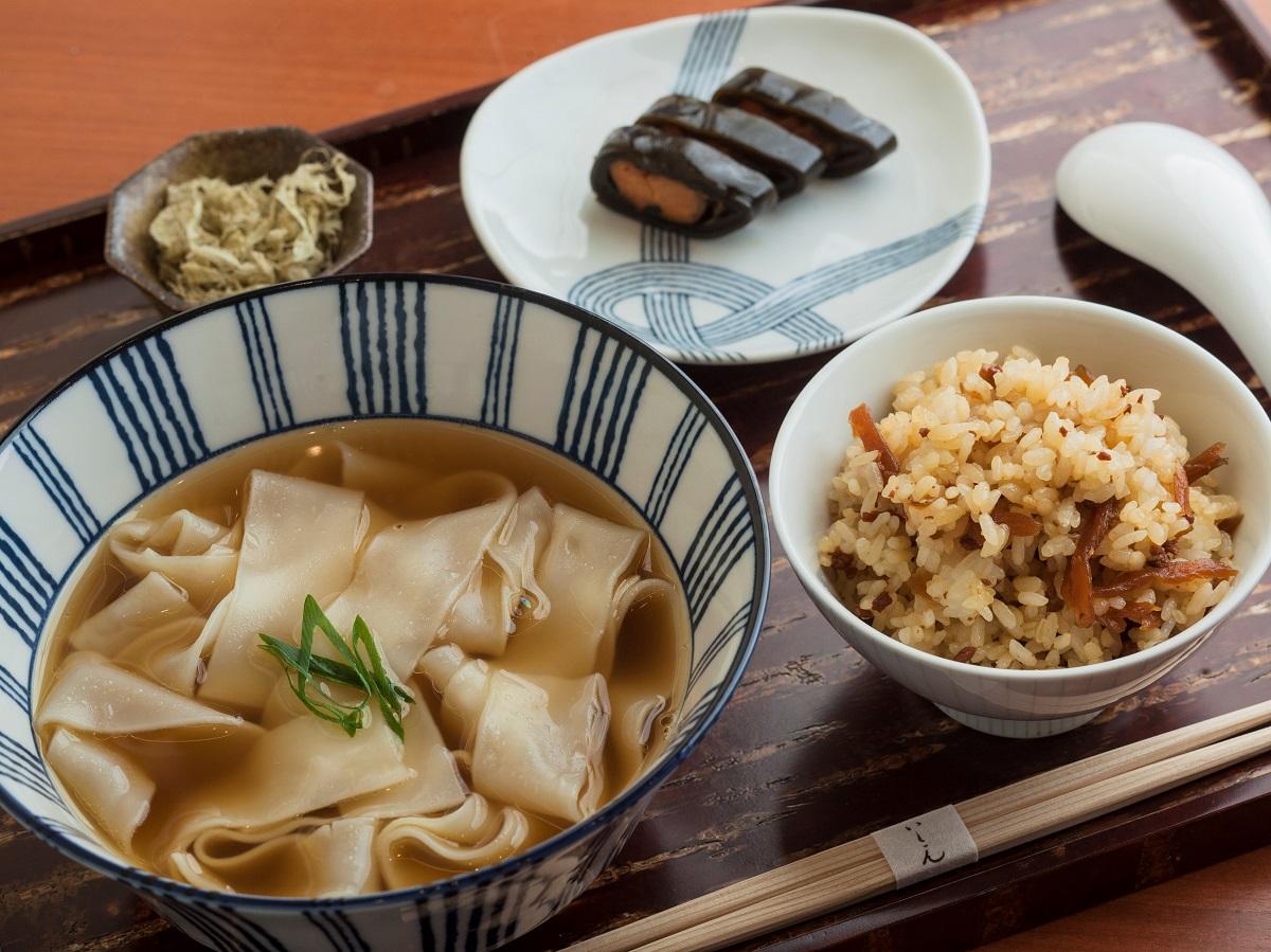 かけきしめん　棊子麺茶寮いしこん ／ 味の司 石昆