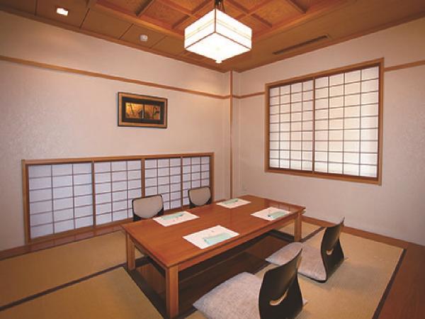 Miya Kishimen Ihyoe Japanese-Style Room
