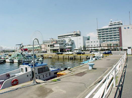 名古屋港