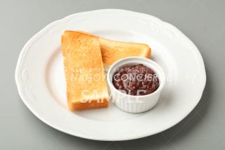 10.小倉トースト