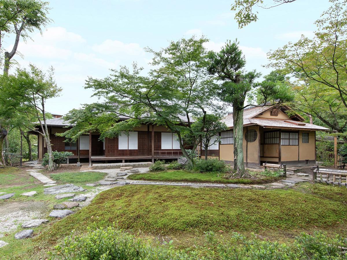 Japanese Garden Urakuen (National Treasure Tea House Joan)