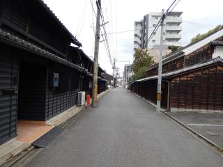 Khu phố Shikemichi