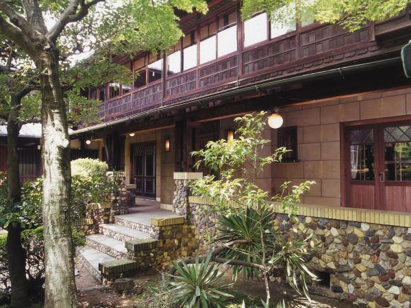 北園・伴華楼