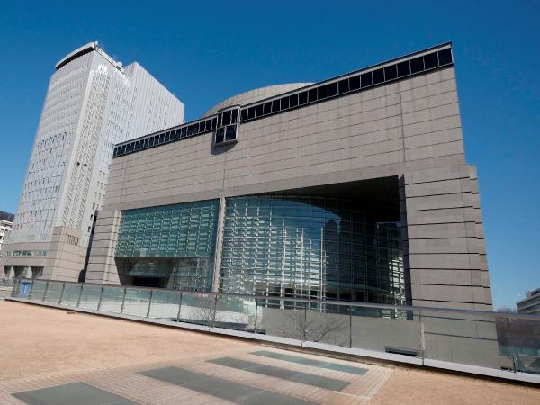 愛知芸術文化センター 外観
