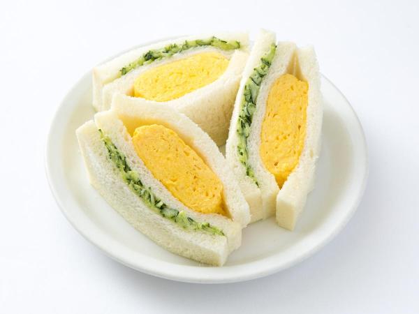 喫茶、食堂、民宿。なごのや（旧西アサヒ）