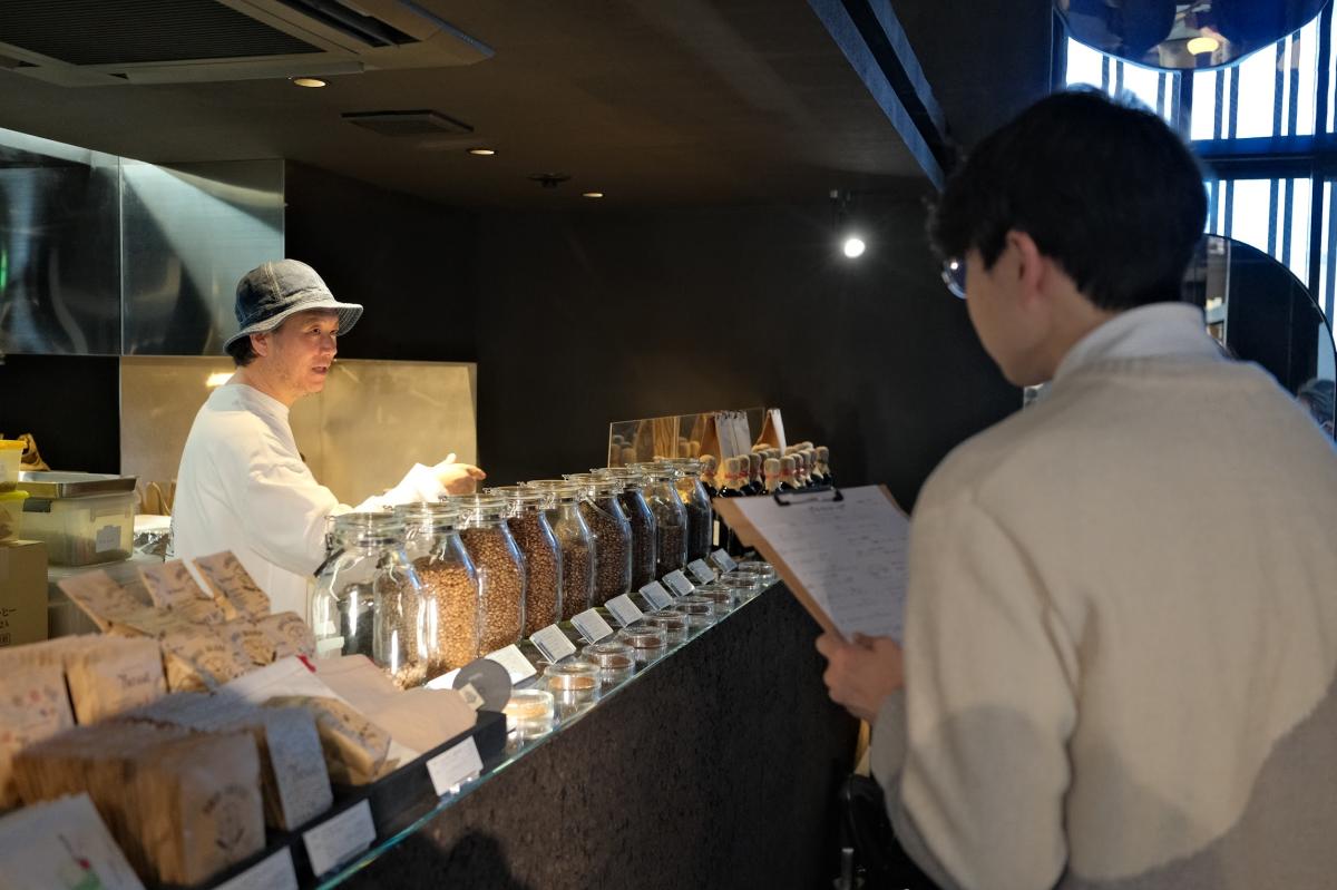 【珈琲豆ブレンド・焙煎機】気分は焙煎士！あなただけのオリジナルブレンドツアー