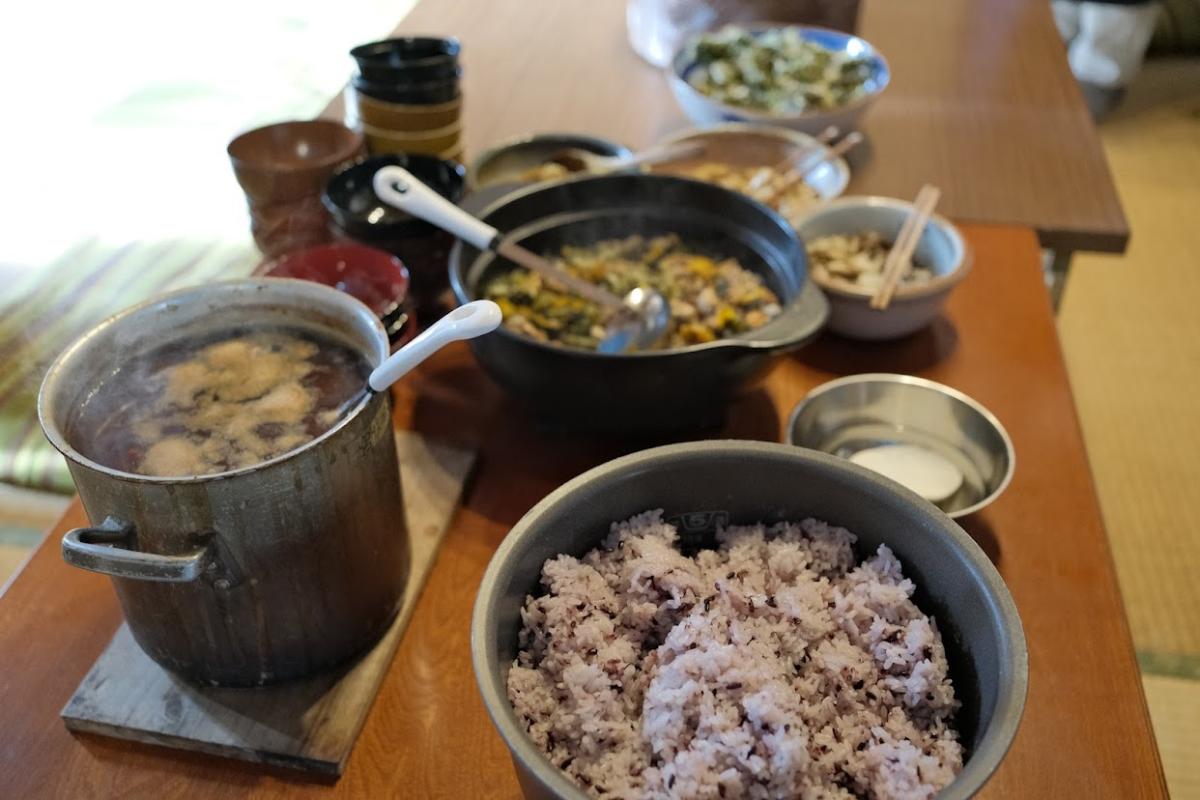 新年を祝う！ヒフミヨイ農園マコモしめ縄づくりツアー