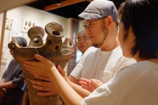 【縄文土器・文化人類学】全部触れて全部本物！感覚型ミュージアム南山大学人類学博物館ツアー《学芸員の案内付き》
