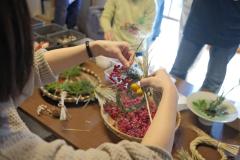 新年を祝う！ヒフミヨイ農園マコモしめ縄づくりツアー