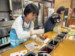 【有松絞・染め体験】まり木綿の色彩世界!春の有松絞り「半袖カットソー」ツアー