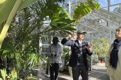 【東山植物園・紅葉】奥池に映る神秘的な“逆さもみじ”!真っ赤に色づく紅葉園遊会ツアー