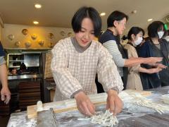 山本屋の味噌煮込みうどんづくりツアー